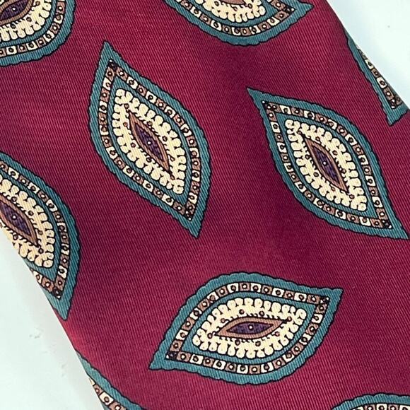 Stafford Paisley Print Mens Neck Tie Red Green 100% Silk Made in USA - Picture 3 of 7